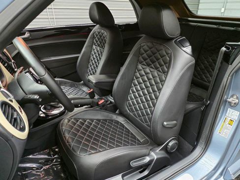 Used 2019 Volkswagen Beetle 2.0T Final Edition SEL FWD image 15