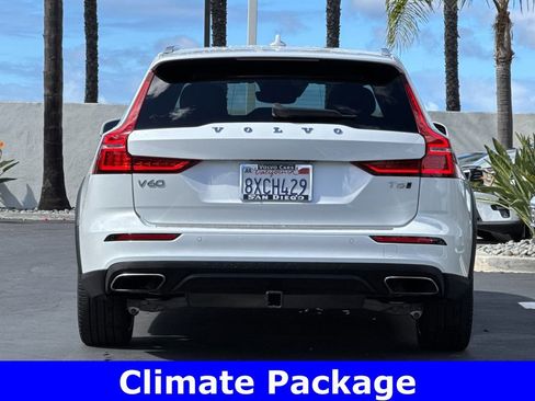 Certified 2021 Volvo V60 T5 Cross Country w/ Climate Package image 4
