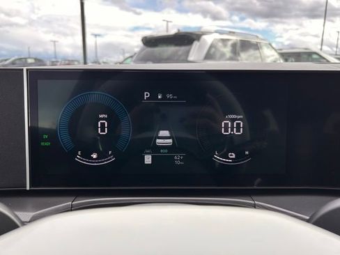 New 2026 Hyundai Santa Fe SE image 17