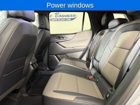 New 2026 Chevrolet Equinox LT w/ Convenience Package II FWD image 13