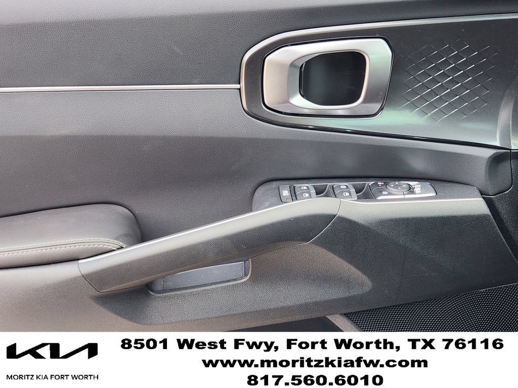 New 2026 Kia Sorento S FWD image 16