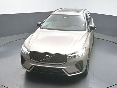New 2026 Volvo XC60 B5 Plus w/ Protection Package Premier image 44