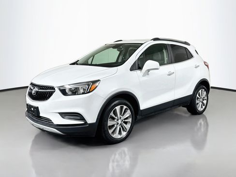Used 2020 Buick Encore Preferred FWD image 4