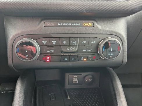 Used 2024 Ford Bronco Sport Outer Banks w/ Tech Package image 2