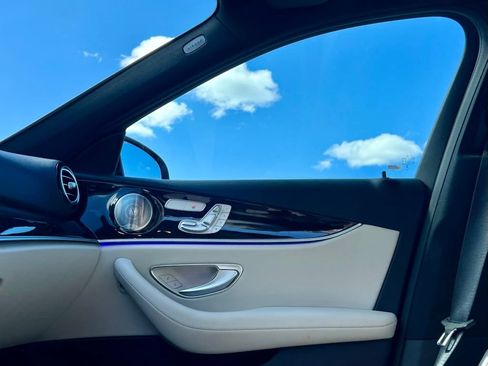 Certified 2023 Mercedes-Benz E 350 4MATIC Sedan image 21