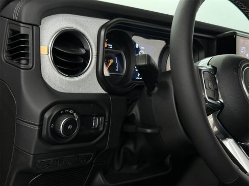 New 2025 Jeep Wrangler Sahara image 15