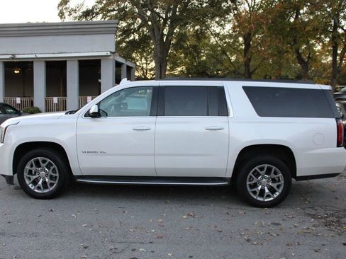 Used 2018 GMC Yukon XL SLT w/ Open Road Package image 4