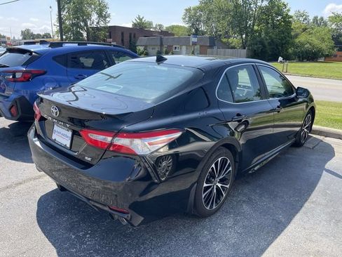 Used 2020 Toyota Camry SE FWD image 20