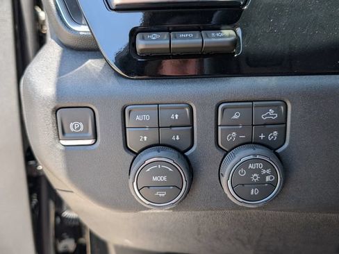New 2026 Chevrolet Silverado 2500 High Country w/ High Country Premium Package AWD/4WD image 17