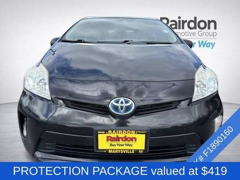 Used 2015 Toyota Prius Three w/ Protection Package FWD image 2