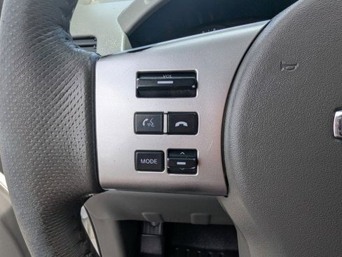 Used 2016 Nissan Frontier SV w/ SV Value Truck Package AWD/4WD image 14