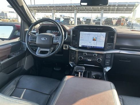 Used 2022 Ford F150 Lariat w/ Max Trailer Tow Package image 21