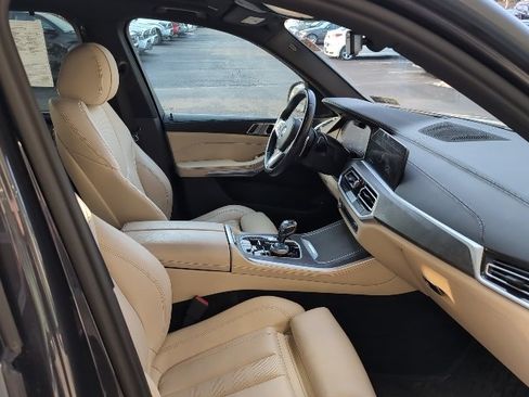 Used 2022 BMW X5 xDrive45e w/ M Sport Package image 22