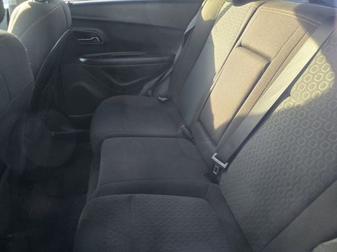 Used 2020 Chevrolet Trax LS w/ Tint and Cruise Package image 18