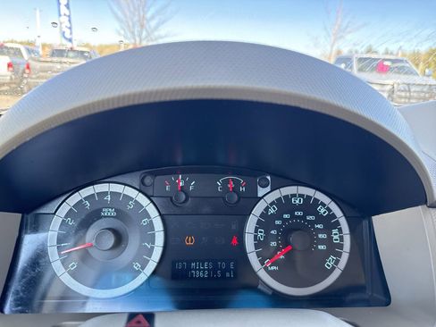 Used 2011 Ford Escape Limited w/ Class II Trailer Tow Pkg AWD/4WD image 17