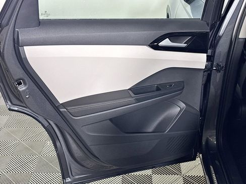 New 2025 Volkswagen Taos S image 18