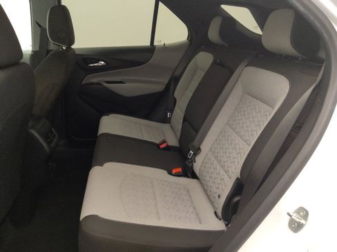 Used 2022 Chevrolet Equinox LT image 18