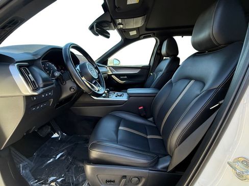 Used 2024 MAZDA CX-90 3.3 Turbo S w/ Premium Package image 9