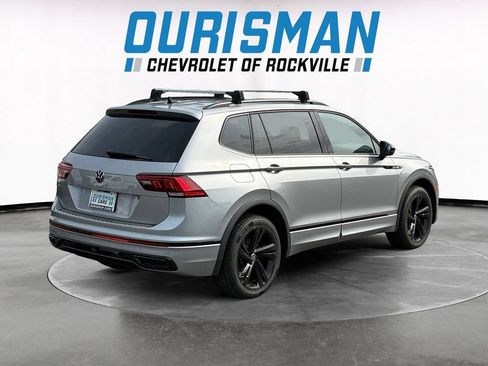 Used 2023 Volkswagen Tiguan SE R-Line FWD image 6
