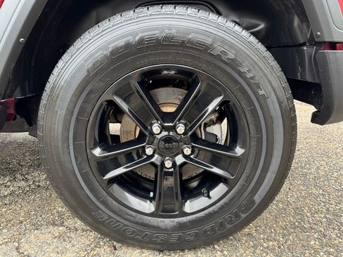 Used 2021 Jeep Wrangler Unlimited Sport image 11