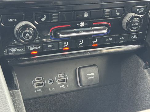 Used 2021 Jeep Grand Cherokee L Limited image 31