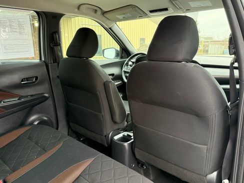 Used 2018 Nissan Kicks SR image 22