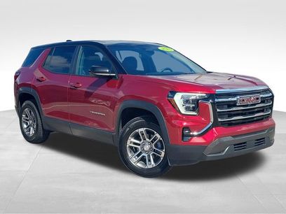 Used 2025 GMC Terrain Elevation