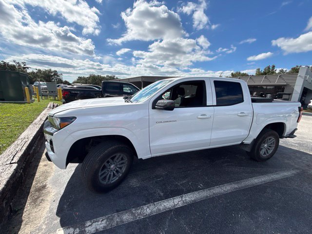 Used 2026 Chevrolet Colorado LT RWD image 1