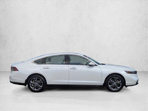 Used 2023 Honda Accord EX image 4