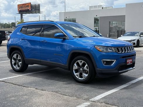 Used 2019 Jeep Compass Limited AWD/4WD image 3