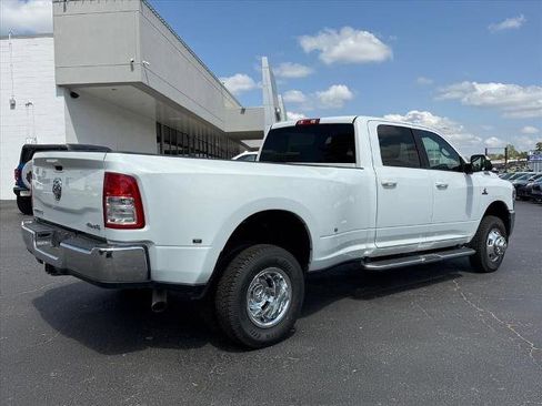 Used 2022 RAM 3500 Big Horn AWD/4WD image 4
