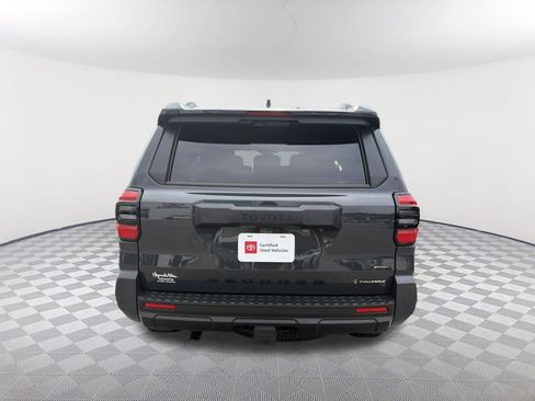 Certified 2025 Toyota 4Runner TRD Off-Road AWD/4WD image 16