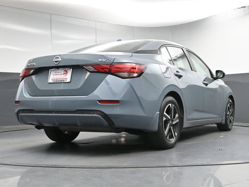 Used 2024 Nissan Sentra SV image 24