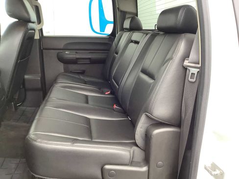 Used 2013 Chevrolet Silverado 2500 LT w/ Custom Sport Truck Package image 13