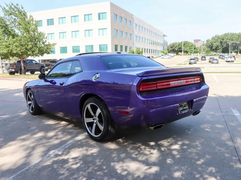 Used 2013 Dodge Challenger SRT8 w/ Harman Kardon Audio Group RWD image 5