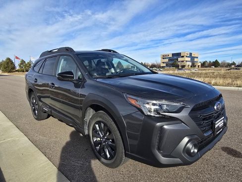 Used 2024 Subaru Outback Onyx Edition image 7