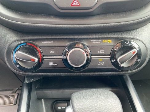 Used 2020 Kia Soul LX image 26