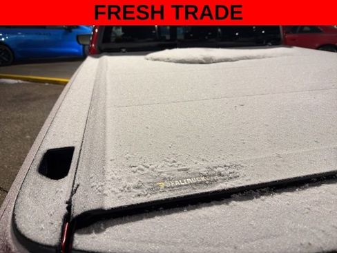 Used 2025 GMC Canyon AT4 w/ Technology Plus Package image 5