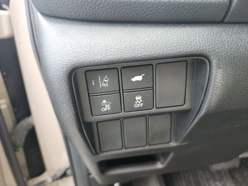 Used 2017 Honda CR-V EX-L image 16