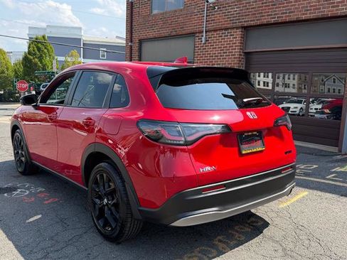 Used 2024 Honda HR-V Sport image 9