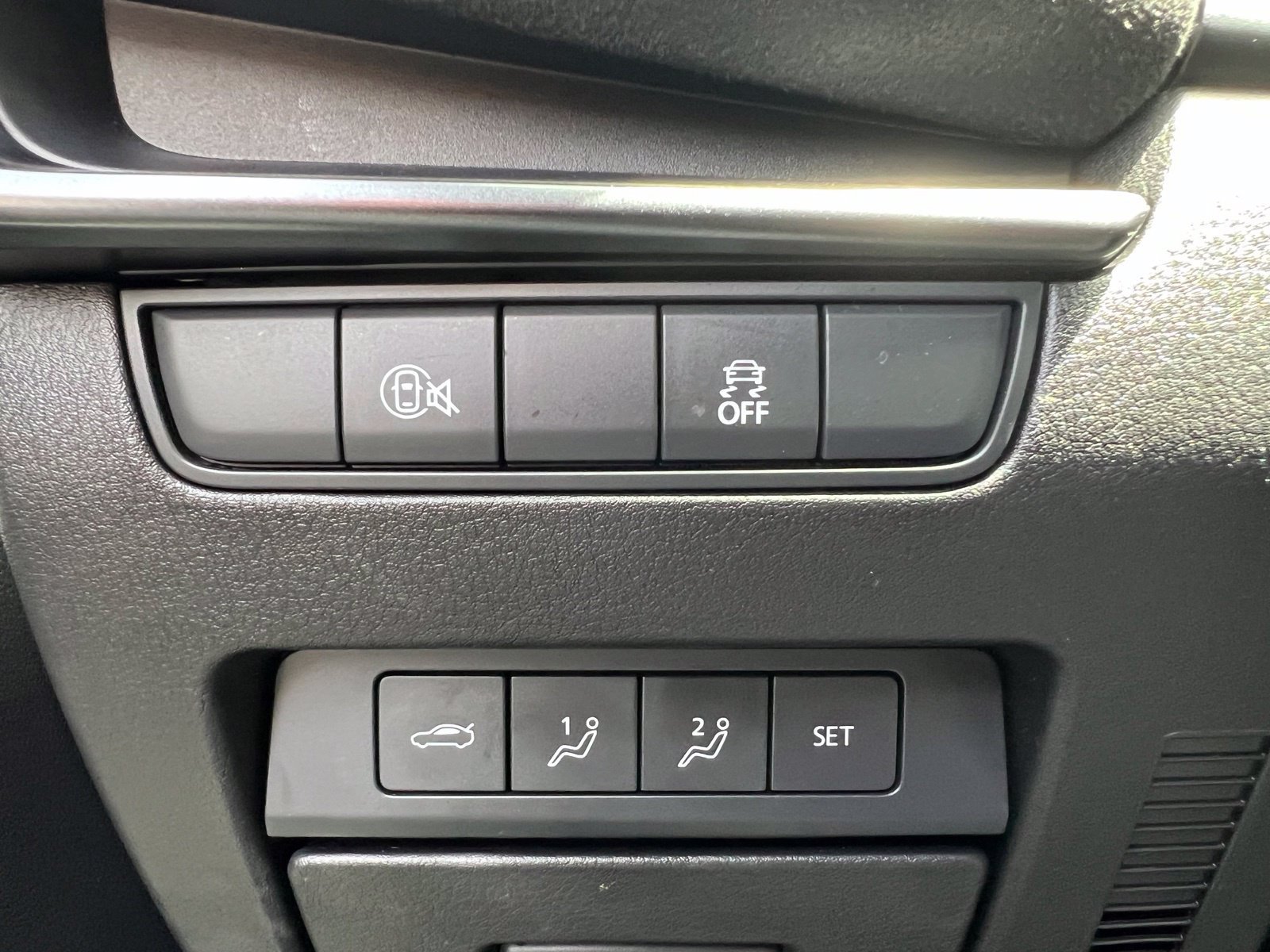 Used 2024 MAZDA MAZDA3 s AWD/4WD image 32