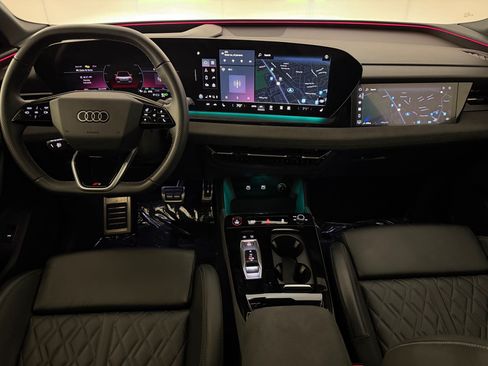 Certified 2025 Audi SQ6 e-tron Prestige w/ Black Edition One AWD/4WD image 29