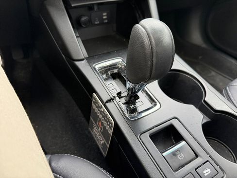 Used 2018 Subaru Legacy 2.5i Limited image 20