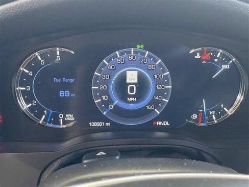 Used 2020 Cadillac Escalade Luxury AWD/4WD image 17