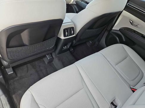 Used 2022 Hyundai Tucson Limited image 18