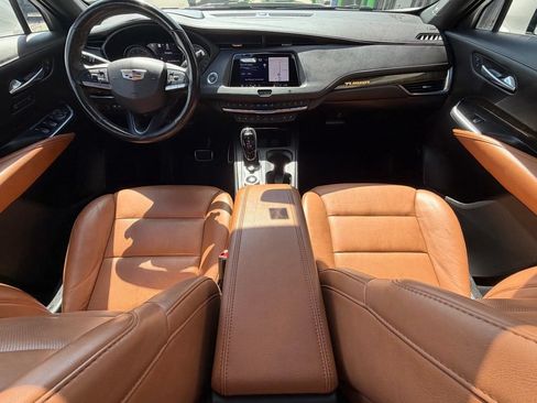Used 2021 Cadillac XT4 Sport w/ Sun And Sound Package AWD/4WD image 12
