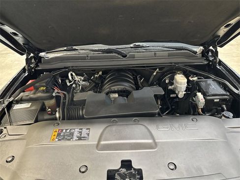 Certified 2020 GMC Yukon XL SLT w/ Open Road Package image 31