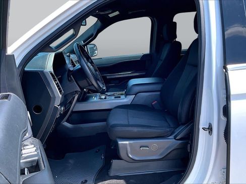 Used 2019 Ford Expedition XLT RWD image 10