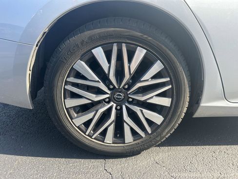 Used 2023 Nissan Altima 2.5 SV image 20