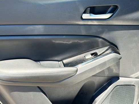 Used 2023 Nissan Altima 2.5 SL FWD image 24